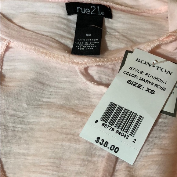 NWT rue21 tie-dye Tee from Bon-Ton - Size XS - Picture 4 of 5